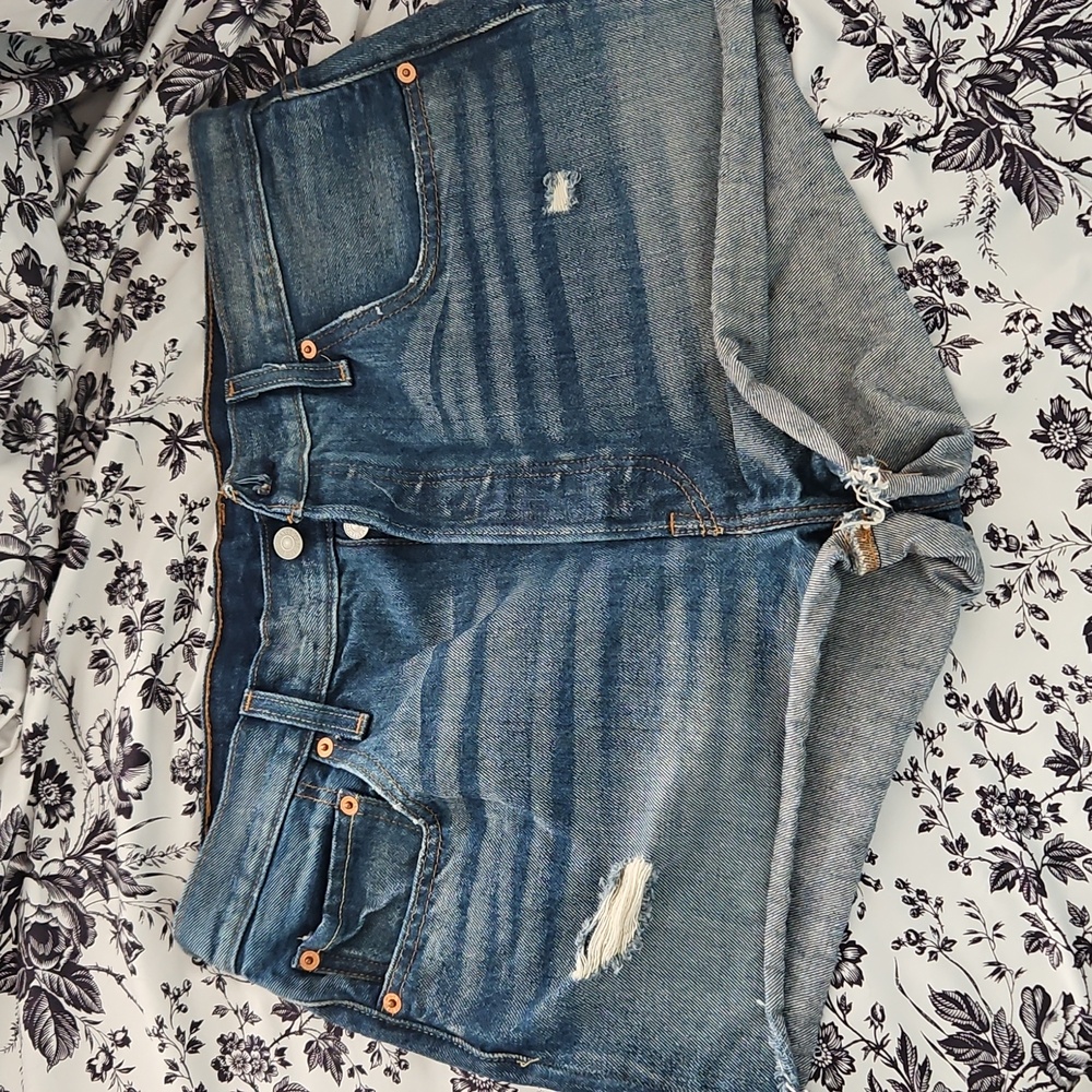 Levis 501 Jean Shorts